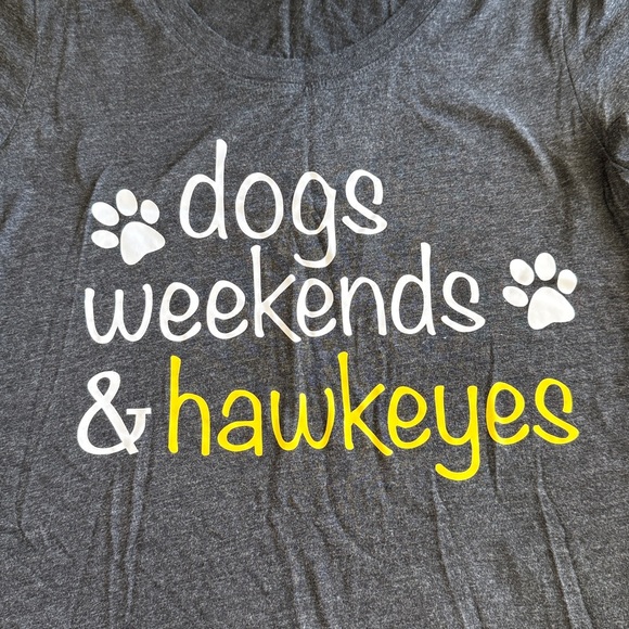Dogs Weekend & Hawkeyes Ladies Bella Canvas tee Size Large.  Heather Grey - Picture 2 of 4